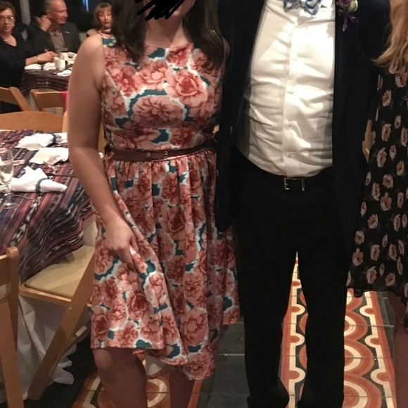 Beautiful floral dress worn for a wedding once, been hanging in my closet since. - Picture 3 of 4